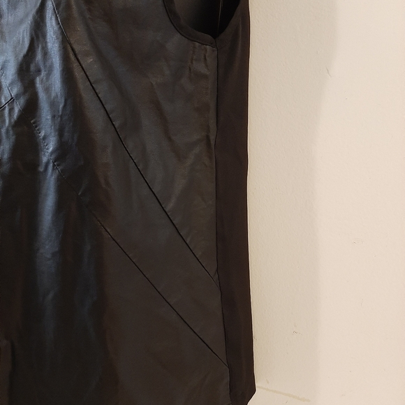 Women's Faux Leather Tank Top Desires Sm Black - Picture 2 of 7